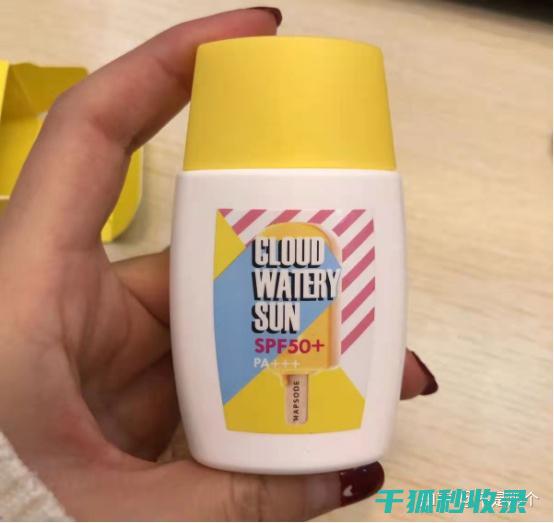 防晒霜涂抹技巧：让你在阳光下更加自信美丽 (防晒霜涂抹技巧视频)