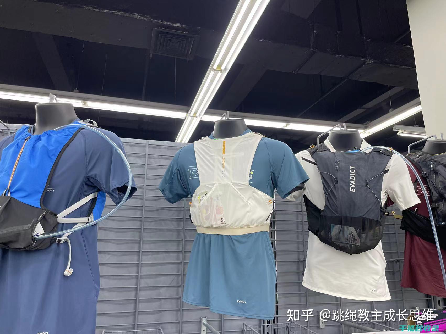 背包的正确背法图解